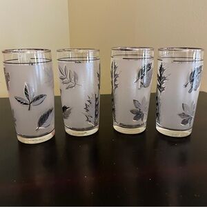 Lot of 4 Vintage Libbey Silver Frosted Leaves 4 oz Juice Cordial Glasses MINT!